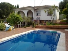 Alquilo chalet grande con piscina de agua salada,futbolin,barbacoa 28 € - mejor precio | unprecio.es