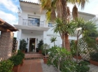 Chalet con 3 dormitorios se vende en Estepona, Costa del Sol - mejor precio | unprecio.es