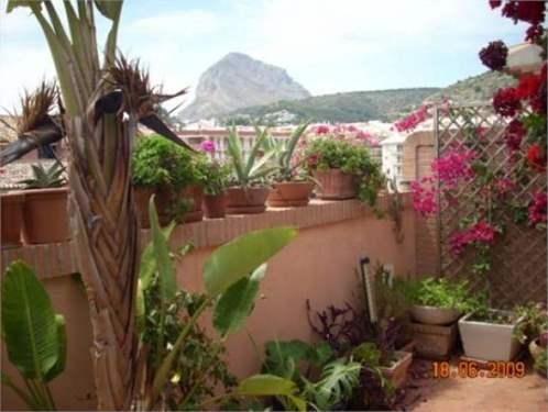 Apartment for Sale in Alicante, Comunidad Valenciana, Ref# 2810063