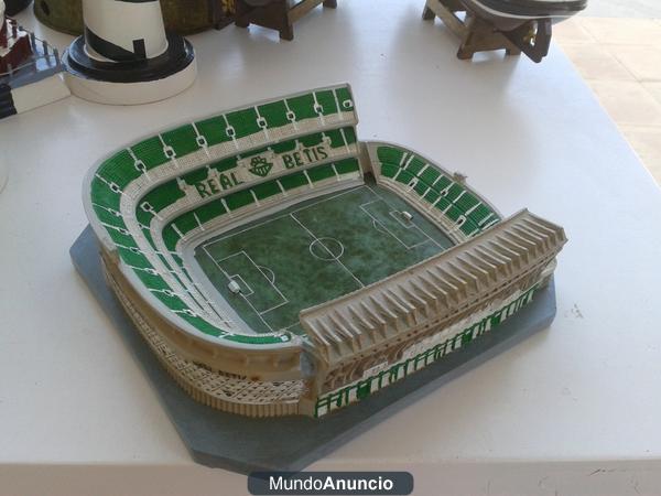 El campo del Betis en maqueta para regalo