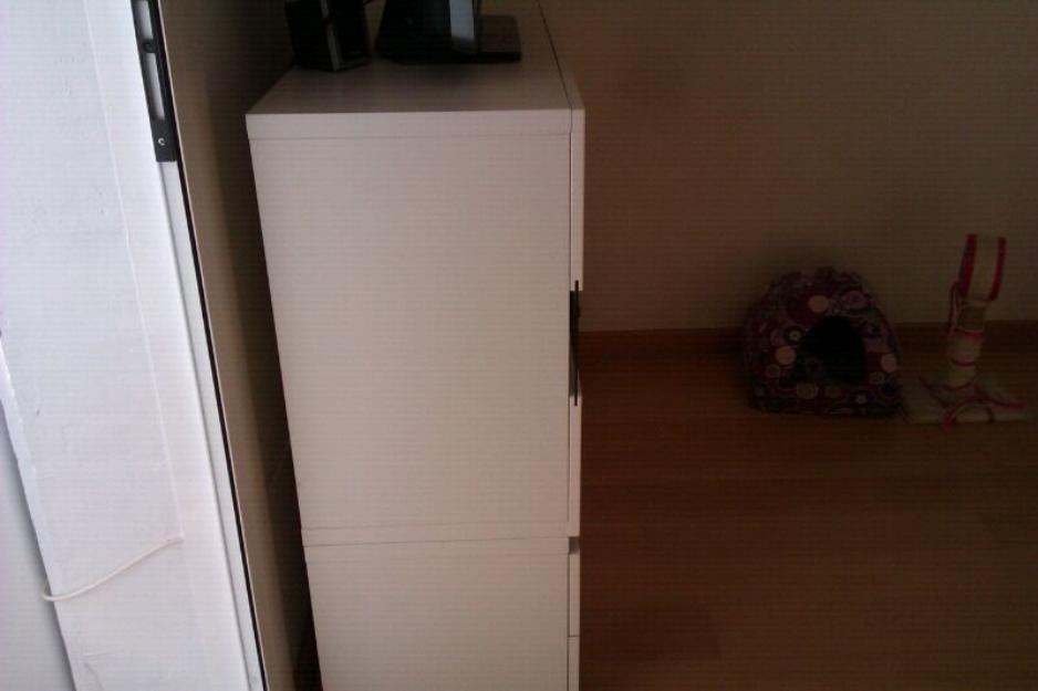 Disponible mueble comedor Corte Inglés lacado en blanco