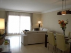 Apartamento con 2 dormitorios se vende en Benahavis, Costa del Sol - mejor precio | unprecio.es