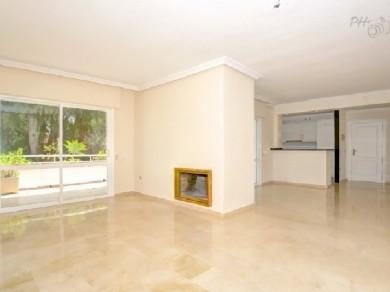 Apartamento con 2 dormitorios se vende en Benalmadena Costa, Costa del Sol