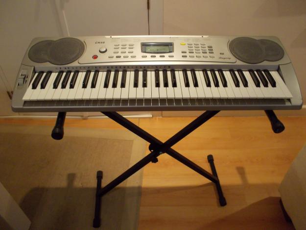 Teclado Ringway CK-68 + Soporte