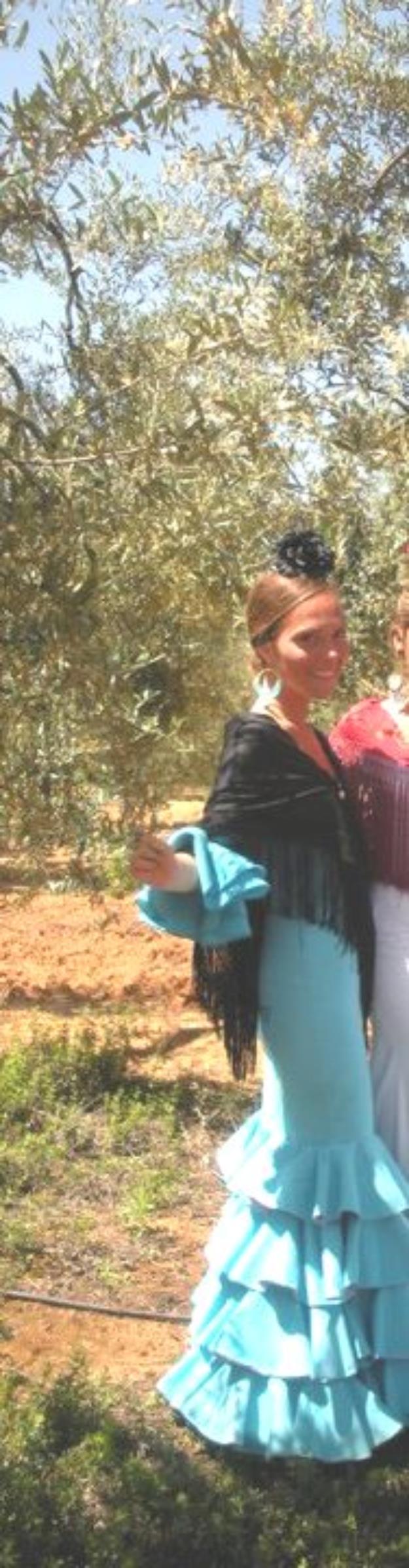 Se vende traje de flamenca color turquesa.
