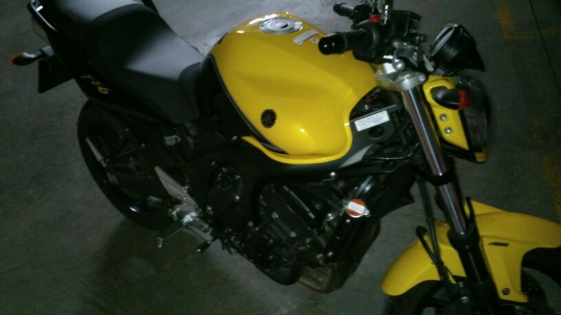 yamaja Fz6 naked limitada precio negociable