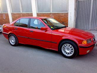 BMW 325 TDS AÑO 95 ROJO RADIO CD PERFECTO ESTADO ITV RECIEN PASADA €1800..