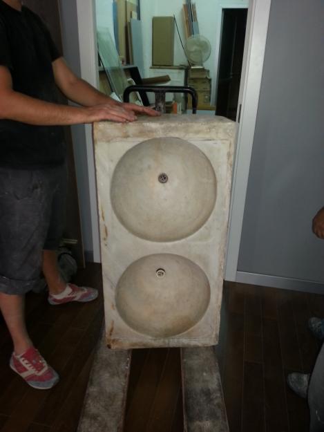 vendo fregadero antiguo de marmol y caldera antigua