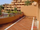 Apartamento con 3 dormitorios se vende en Estepona, Costa del Sol - mejor precio | unprecio.es