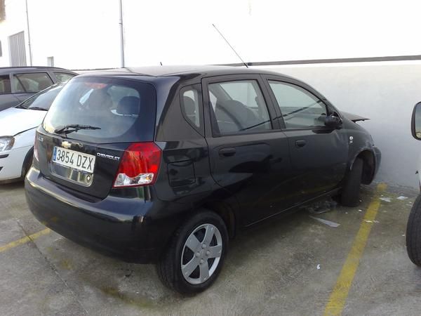 despiece Chevrolet  kalos 1.2  SE AÑO 2004 es de 5 portas