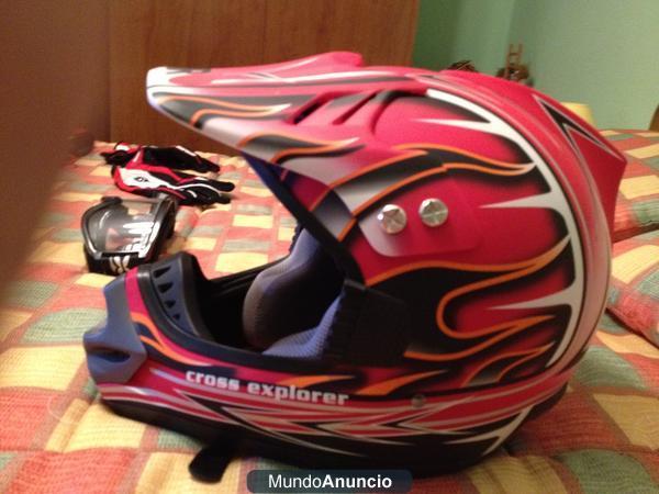 vendo casco y ropa de motocross