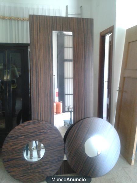 se vende espejos,vitrina y mueble auxiliar