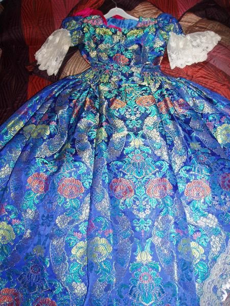 Se vende traje de fallera siglo XIX