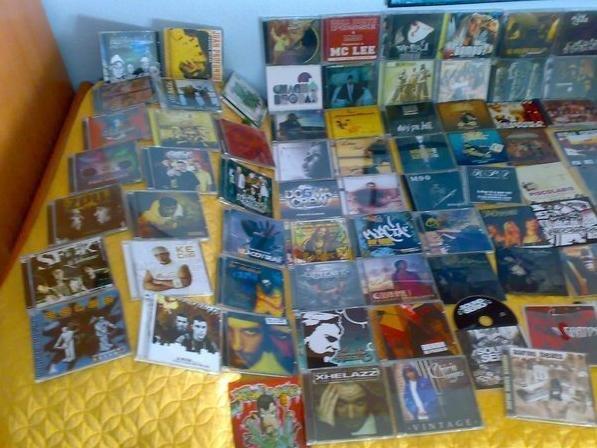 Se venden cds de rap español