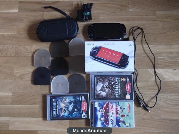 PSP 3000 muy poco uso. La entrego con tres juegos, su funda..