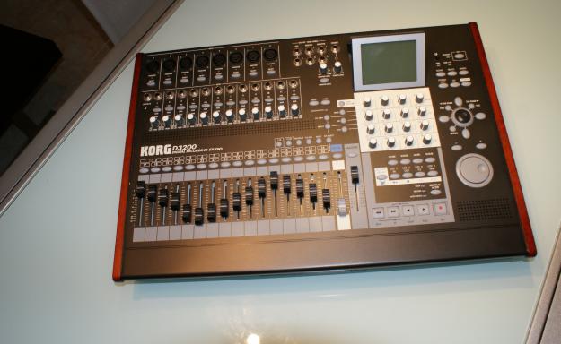 VENDO GRABADORA DIGITAL KORG D3200 COMO NUEVO