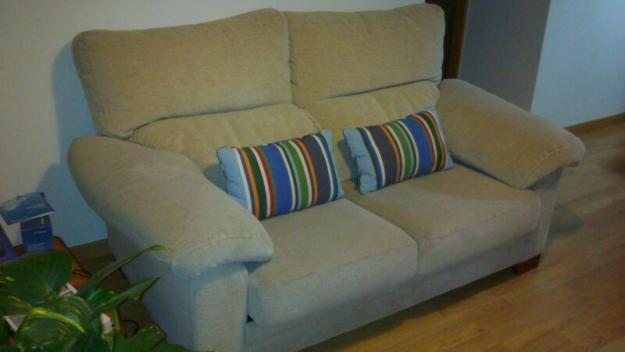 Oportunidad sofa doble + mesita