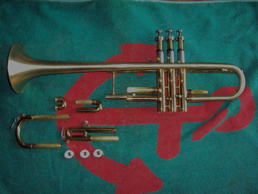 Prototipo trompeta holton y olds