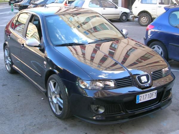 URGE VENDER SEAT LEON FR LIMITED EDITION KIT Y LLANTAS 18 CUPRA
