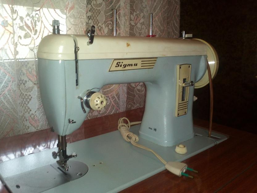 Máquina de coser Sigma 240