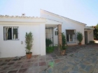 Chalet con 4 dormitorios se vende en Mijas Costa, Costa del Sol - mejor precio | unprecio.es