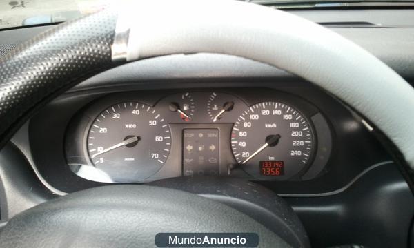 rnaul megane 1.9 TDI  año 2000