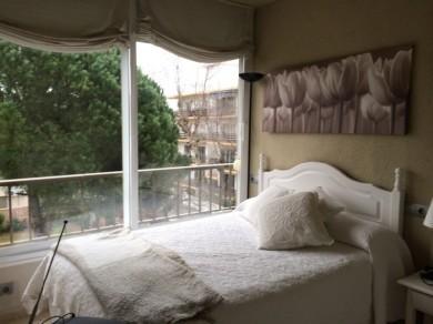 Apartamento con 2 dormitorios se vende en Marbella, Costa del Sol