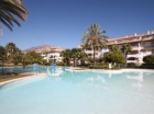 Apartamento con 2 dormitorios se vende en Marbella, Costa del Sol - mejor precio | unprecio.es