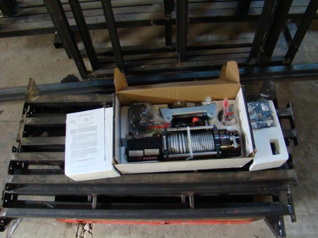 Se vende xasis de ascensor,la estructura y cabina