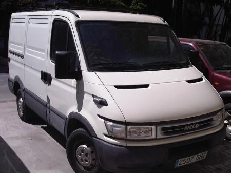 Iveco Daily 23 HPY 115cv en GRANADA