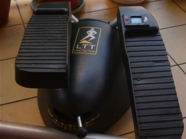 LATERAL THIGH TRAINER