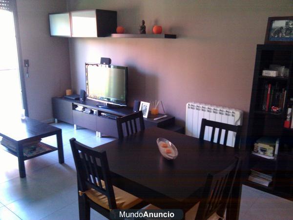 SE VENDEN Muebles de comedor como nuevos!!