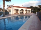 Chalet con 2 dormitorios se vende en Sayalonga, Axarquia - mejor precio | unprecio.es
