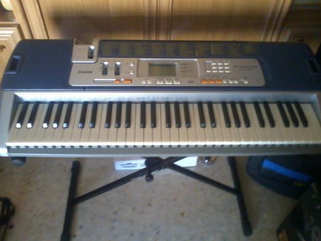 Se vende teclado Casio LK-110