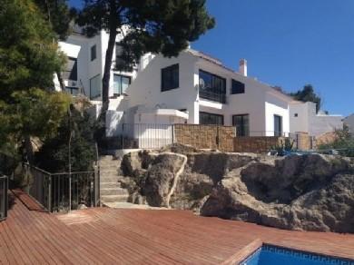 Chalet con 3 dormitorios se vende en Fuengirola, Costa del Sol