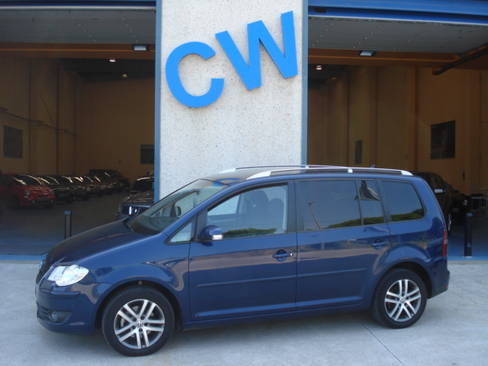 Volkswagen Touran 2.0 TDI TRAVELLER 7 PLAZAS