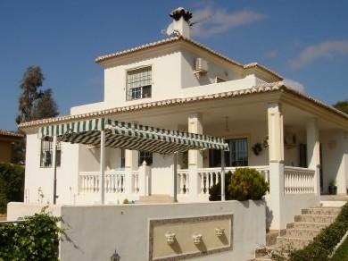 Chalet con 3 dormitorios se vende en Mijas Costa, Costa del Sol