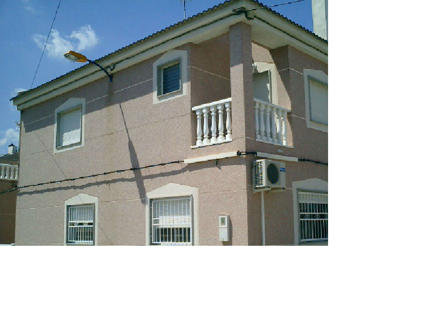 Duplex en San Bartolome, 3 habit, 2 baños, cochera motorizada,ACC.