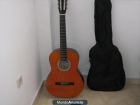 Vendo Guitarra de concierto 4/4 por solo 60 eur - mejor precio | unprecio.es