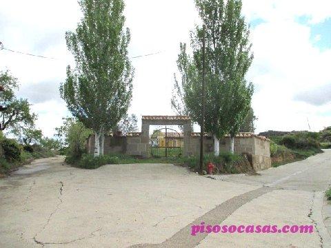 Venta de casa en Casa Con Jardin De 1100 M2 En Zona De Alquezar Sie, Alquezar (Huesca)