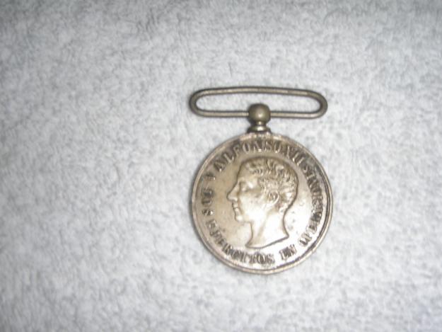 Vendo medalla condecorativa Alfonso XII
