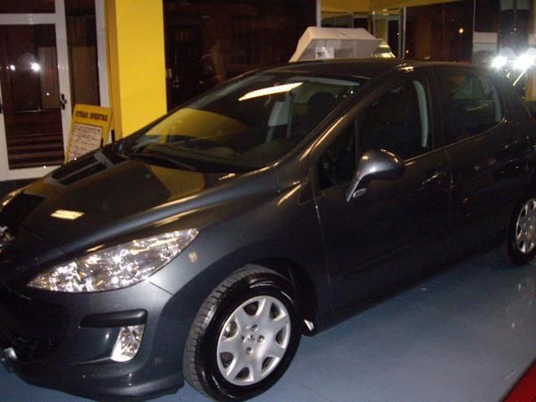 PEUGEOT 308 1,6 HDI 110CV 5 PUERTAS CONFORT