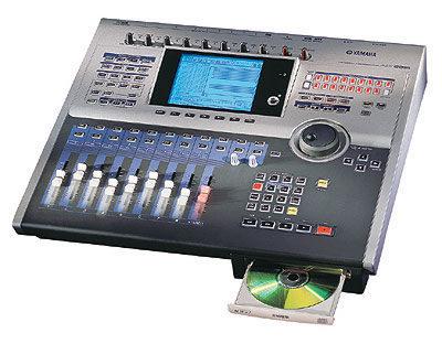 YAMAHA AW-2816 grabadora profi