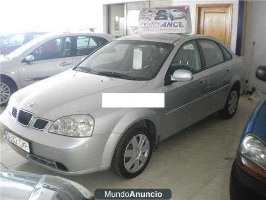 Daewoo Nubira 1.6 SE ano modelo 2004