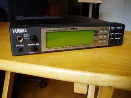 Modulo de sonidos Yamaha MU-80