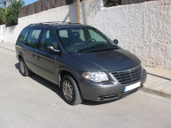 Vendo Chrysler Gran Voyager 2.8 CDR SE,