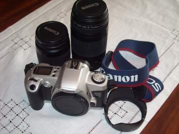 VENDO CAMARA REFLEX ANALOGICA CON DOS OBJETIVOS, FLASH Y ACCESORIOS