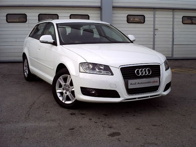 AUDI A3  SPOR. 1.6TDI ATTRACTION