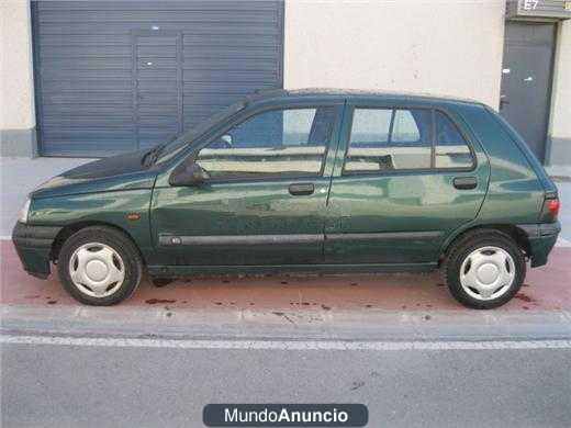 Renault Clio CLIO 1.9D RN