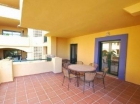 Apartamento con 2 dormitorios se vende en Benahavis, Costa del Sol - mejor precio | unprecio.es